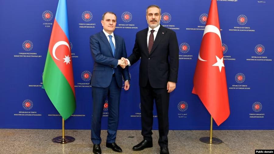 Բայրամովն ու Ֆիդանը քննարկել են Ադրբեջանի և Հայաստանի միջև խաղաղության հեռանկարները
 |azatutyun.am|