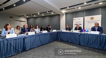 ԵՄ դեսպանն ու ՄԱԿ-ի զարգացման ծրագրերի ներկայացուցիչը գնահատել են Հայաստանի ՆԳ նախարարության տիրույթում գտնվող ոլորտների բարեփոխումների ընթացքը
 |armenpress.am|