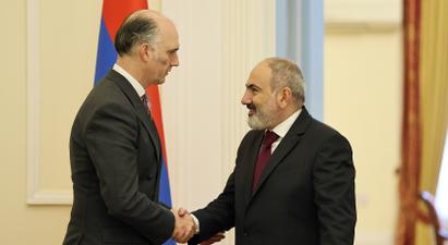 Փաշինյանն ու Լեո Դոքերթին քննարկել են Հայաստան-Ադրբեջան հարաբերությունների կարգավորման գործընթացին վերաբերող հարցեր