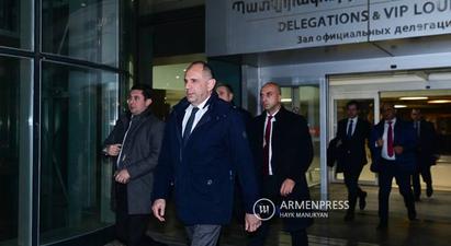 Հունաստանի ԱԳ նախարարը ժամանեց Երևան
 |armenpress.am|