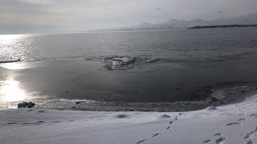 Սևանա լճում այս տարվա առաջին սառցային երևույթները դիտվել են թերակղզու դիտակետում հունվարի 26-ին. ՇՄՆ
