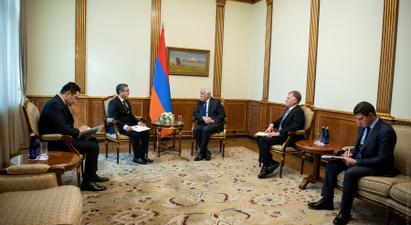 ՀՀ նախագահը և Թուրքմենստանի դեսպանը մտքեր են փոխանակել առևտրատնտեսական, կրթամշակութային ոլորտներում համագործակցության ընդլայնման վերաբերյալ
