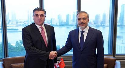 Դարչիաշվիլին ու Ֆիդանը քննարկել են Վրաստան-Թուրքիա-Ադրբեջան համագործակցությունը |1lurer.am|