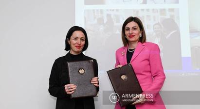 Անահիտ Ավանեսյանն ու Ժաննա Անդրեասյանը ստորագրեցին պաշտոնական հրաման, որով կներդրվի հետբուհական մասնագիտական կրթական նոր ծրագիր
 |armenpress.am|