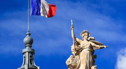 Ֆրանսիան դարձել է առաջին երկիրը, որը Սահմանադրությամբ ամրագրել է հղիության արհեստական ​​ընդհատման իրավունքը |tert.am|