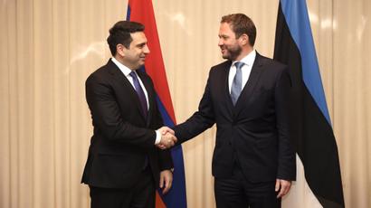 Ալեն Սիմոնյանն ու Էստոնիայի ԱԳ նախարարը քննարկել են Հայաստան-Էստոնիա, Հայաստան-ԵՄ հարաբերությունների զարգացմանը վերաբերող հարցեր