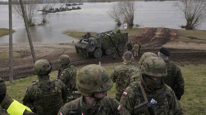 Լեհաստանը զգուշացրել է զորավարժությունների պատճառով ՌԴ-ի հետ սահմաններին ռազմական տեխնիկա տեղակայելու մասին |factor.am|
