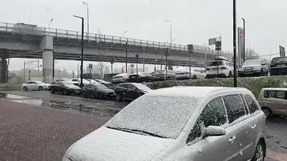 Մոսկվայում ձյուն է տեղացել. օդի ջերմաստիճանը նվազել է մինչև -0,2 աստիճան
 |tert.am|