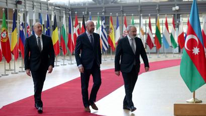 ԵՄ-ն Հայաստանին և Ադրբեջանին կոչ է անում քայլեր ձեռնարկել չլուծված հարցերի լուծման համար
 |tert.am|