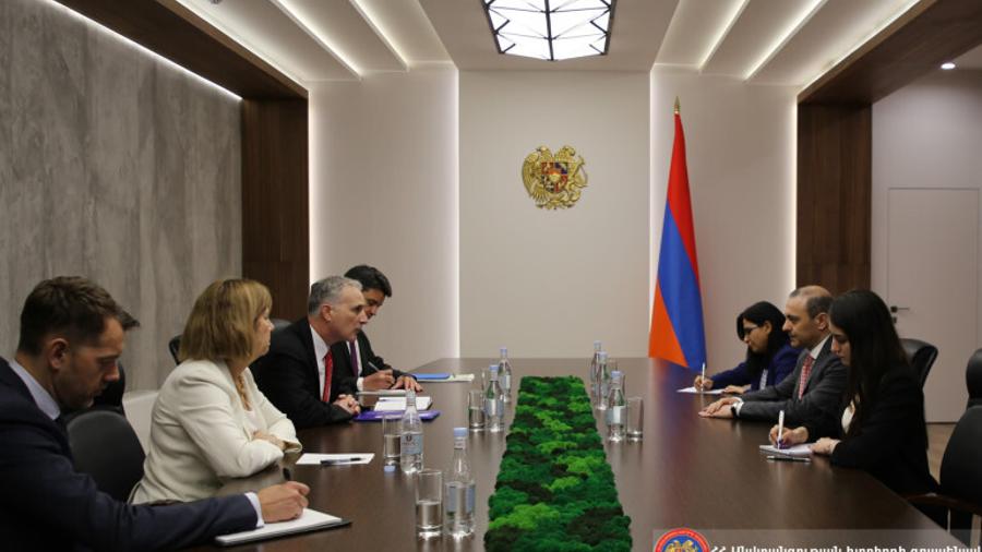 ՀՀ ԱԽ քարտուղարն ու Լուի Բոնոն քննարկել են Հայաստան-Ադրբեջան հարաբերությունների կարգավորման գործընթացը
