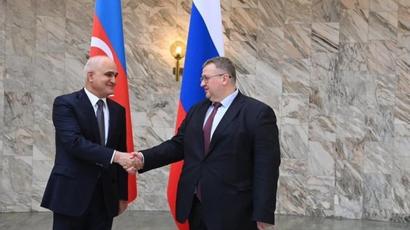 ՌԴ-ի և Ադրբեջանի փոխվարչապետներն առևտրատնտեսական համագործակցության ընթացիկ հարցեր են քննարկել |factor.am|