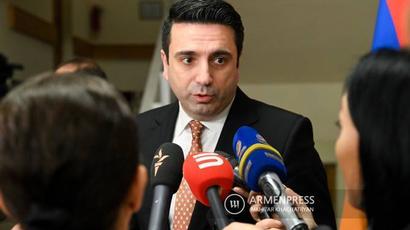 Ալեն Սիմոնյանը հայտարարել է, որ Հայաստանից ոչ մի պատվիրակություն Ուկրաինա չի մեկնել
 |armenpress.am|