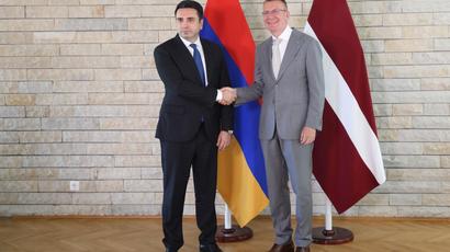 Քննարկվել են Հայաստան-ԵՄ գործընկերության օրակարգի կոնկրետ ասպեկտներ. Ալեն Սիմոնյանը հանդիպել է Լատվիայի նախագահի հետ

