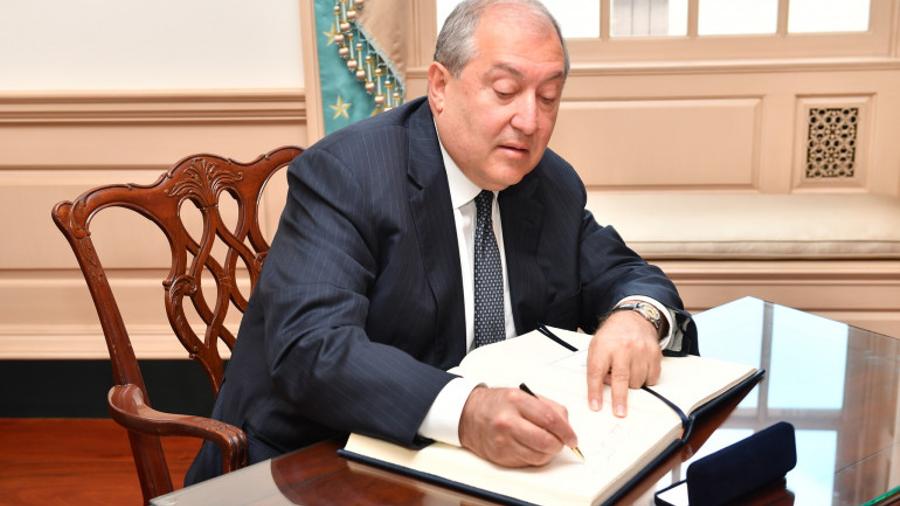 ՀՀ նախագահ Արմեն Սարգսյանը ստորագրել է մի շարք օրենքներ