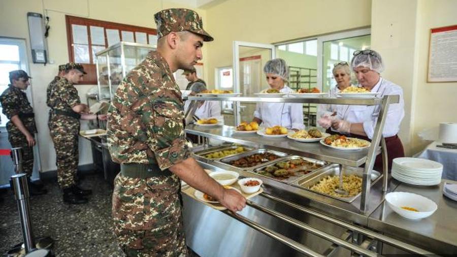 Օգոստոսից հայոց բանակի հինգ զորամասում զինծառայողներին սնունդ կտրամադրվի նոր կարգով |armenpress.am|