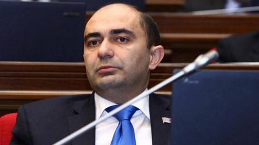Առաջարկվում է վարչապետի աշխատակազմը 600-ից մինչեւ 750 մարդ դարձնել. «Լուսավոր Հայաստան» |news.am|