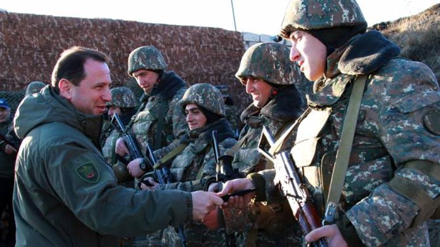 Հայաստանի և Արցախի ռազմական գերատեսչության ղեկավարներն այցելել են մարտական դիրքեր