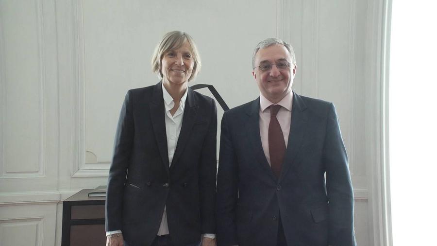ԱԳ նախարարի հանդիպել է Ֆրանսիայի Ազգային ժողովի արտաքին հարաբերությունների հանձնաժողովի նախագահի հետ
