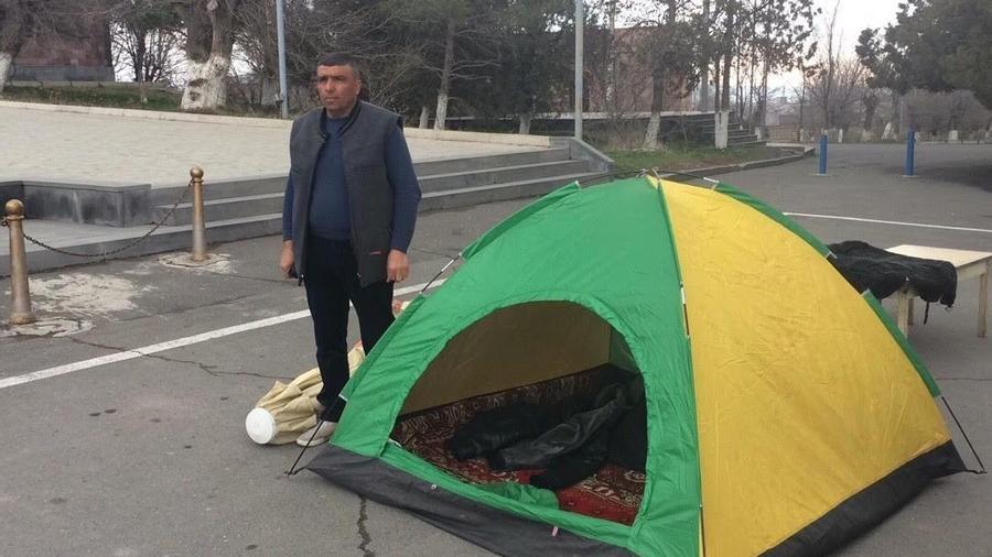 Քասախ համայնքի ավագանու անդամ Արթուր Մարդանյանը շարունակում է հացադուլը |azatutyun.am|