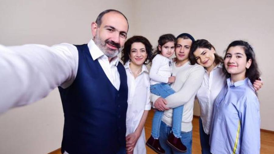 Կեցցե՛ն մեր երեխաները, որ ապրում են և ապրելու են ազատ և երջանիկ Հայաստանում. վարչապետ