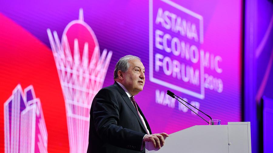 Ամեն բան սկսվում է կրթությունից. նախագահը Ղազախստանում ելույթ է ունեցել տնտեսական ֆորումի բացմանը