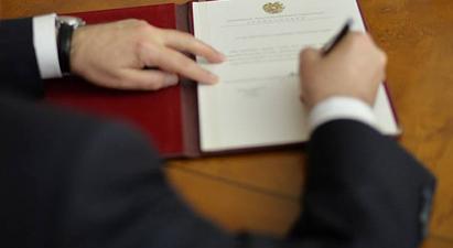 Արմեն Սարգսյանը ստորագրել է Հայաստանի և Դանիայի միջև վիզաների տրամադրումը դյուրացնելու մասին օրենքը |armenpress.am|