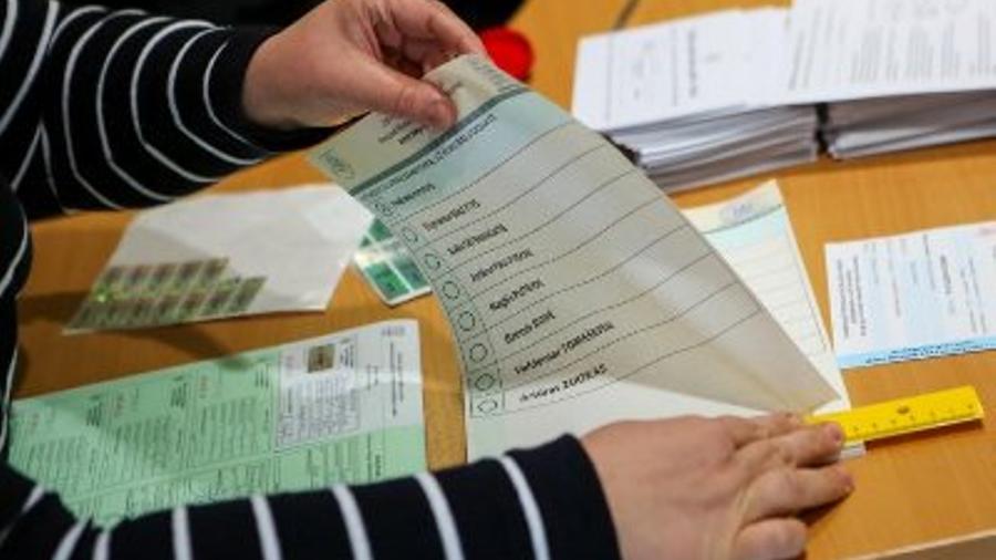 Լիտվայում սկսվել է նախագահական ընտրությունների եւ երկու հանրաքվեի արտահերթ քվեարկությունը |news.am|