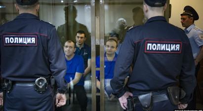 Մոսկվայի դատարանը ուժի մեջ թողեց ուկրաինացի նավաստիների կալանավորման որոշումը  |azatutyun.am|