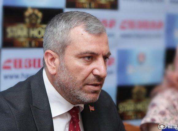 "Fair Armenia" promises to reduce the time of compulsory military service if elected