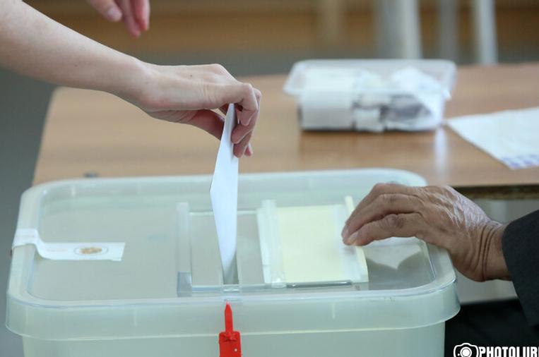 Ժամը 20.00-ի դրությամբ ՏԻՄ ընտրություններին մասնակցել է ընտրողների 42,48 %-ը